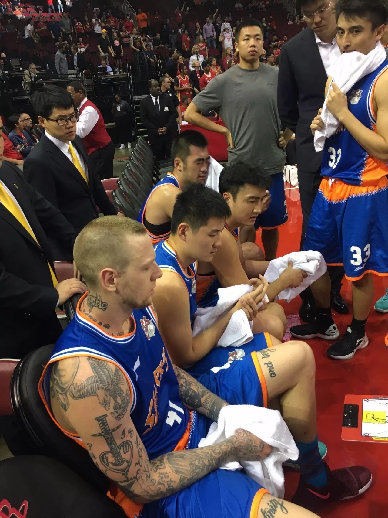 乐鱼体育登陆入口-关于埃因霍温今夜更衣室发声，志在CBA常规赛名次提升，底气十足，纪律约束更严格的信息-乐鱼体育登陆入口