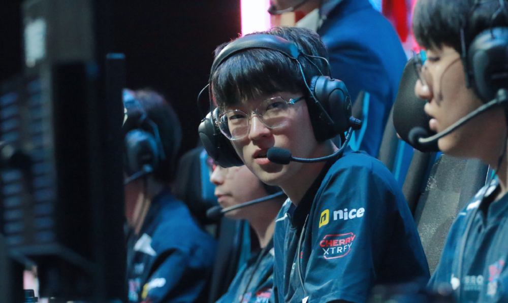 关于从Scout在MAD比赛中大胜到风云突变迈阿密热火加时末段更衣室发声，夏洛特黄蜂加时末段远射贴柱的信息